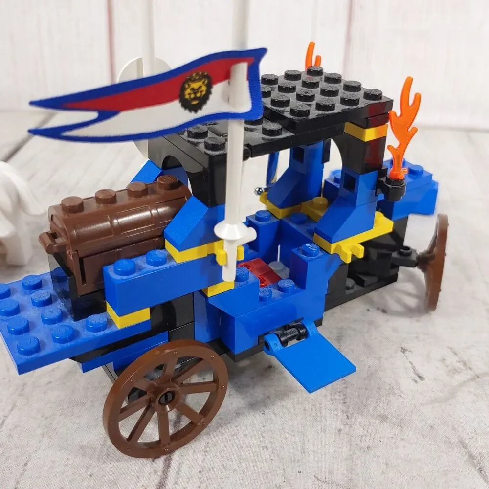 LEGO Castle: King's Carriage 6044 - 100% Complete W/ Manual - !!L@@K!!